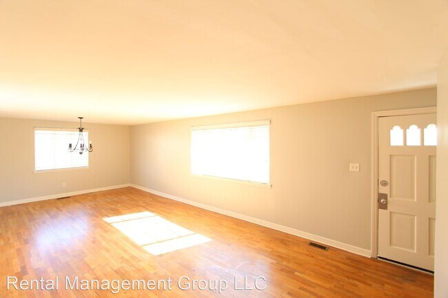 Building Photo - 3 br, 1.5 bath House - 448 20th Avenue South