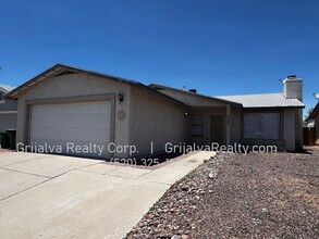 Building Photo - 9225 N Hampshire Dr