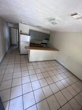 Building Photo - 108 Smith Dr