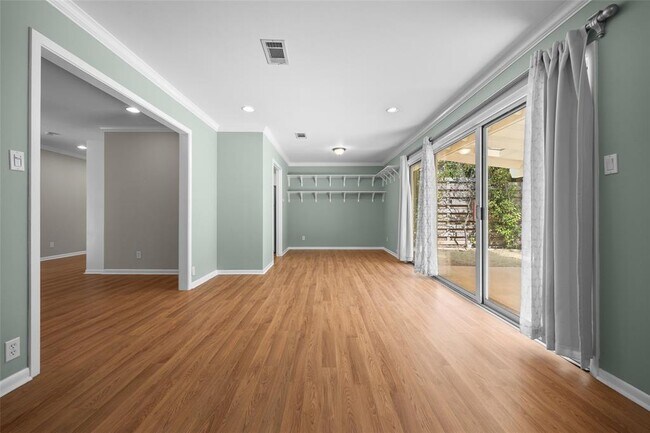 Foto del edificio - 1404 Briarcliff Blvd