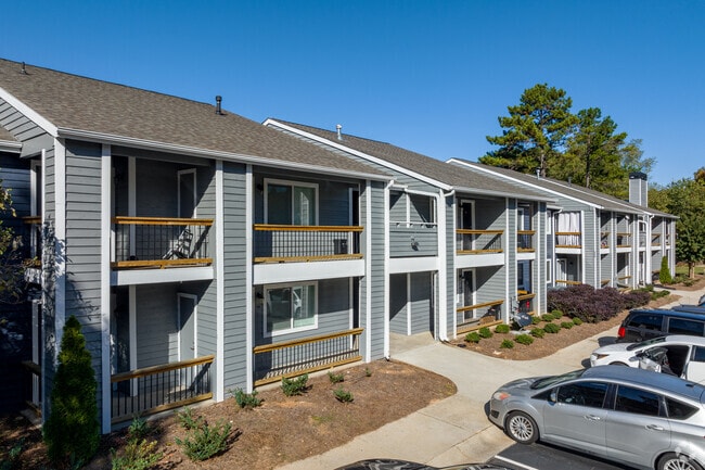 Building Photo - Crestmont