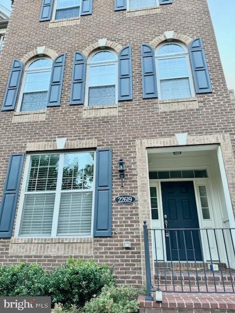 Foto principal - 22619 Norwalk Square