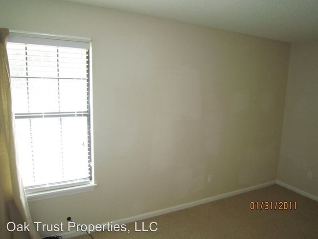 Foto del edificio - 2 br, 1.5 bath House - 2435 Woodstock Ave