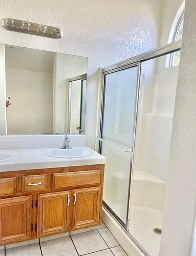 Foto del edificio - Beautiful home for rent in southwest.