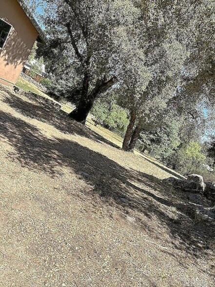 Foto del edificio - 29012 Oak Ln