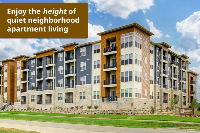 Building Photo - Hideaway Heights