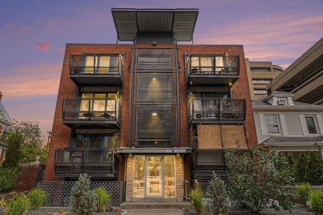 Building Photo - 1336 Logan St