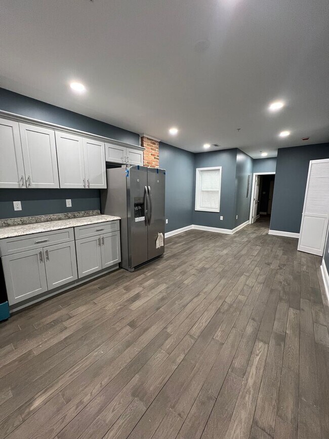 Building Photo - 2020 McCulloh St