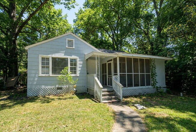 Foto del edificio - 4265 Mayfield Dr