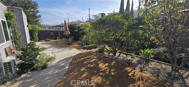 Foto del edificio - 2756 Locksley Pl