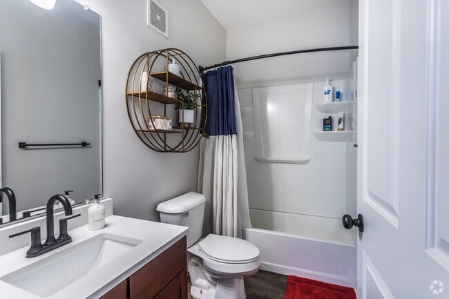 3BR, 3BA - 1,400SF - Primary Bathroom - Taylor Bend