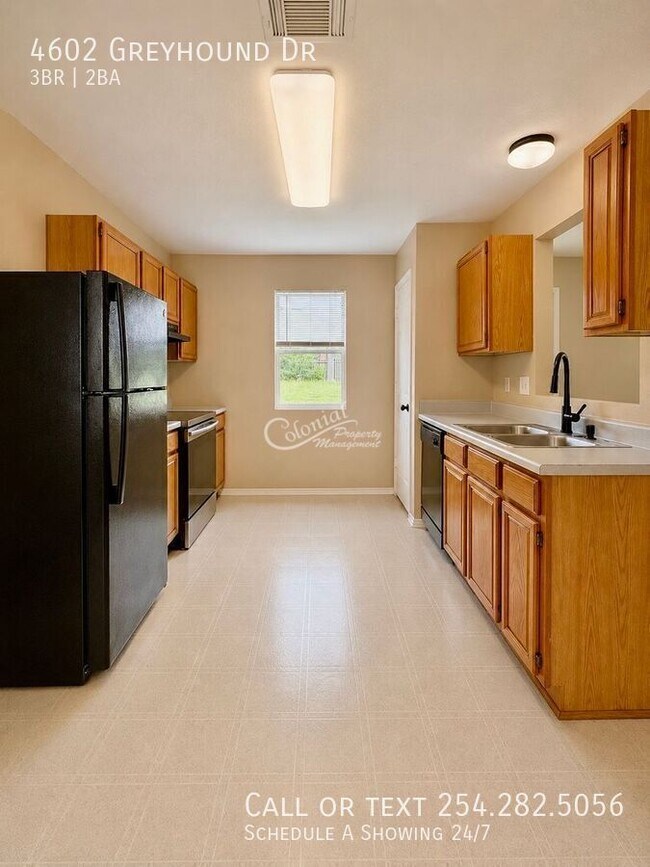 Building Photo - 4602 Greyhound Dr