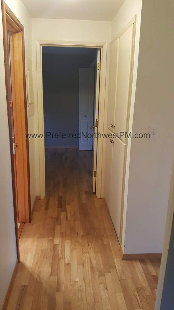 Foto del edificio - 892 Cornwall Ave