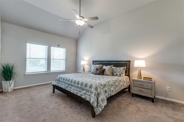 Foto del edificio - 2421 Jeans Mill Dr