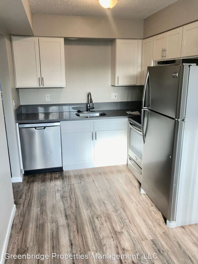 Foto principal - 4605-4609 NE Killingsworth St