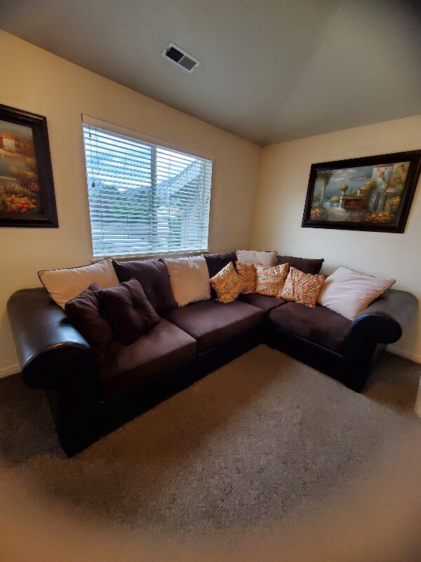 Foto del edificio - 1937 N Canyon Rd