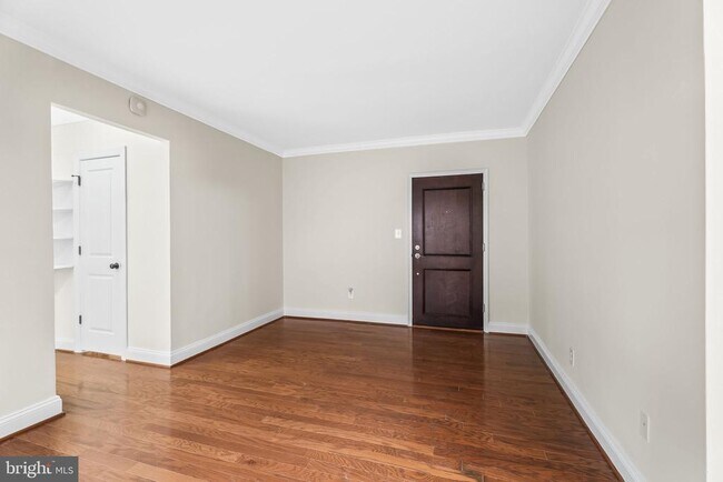 Foto del edificio - 922 S Washington St