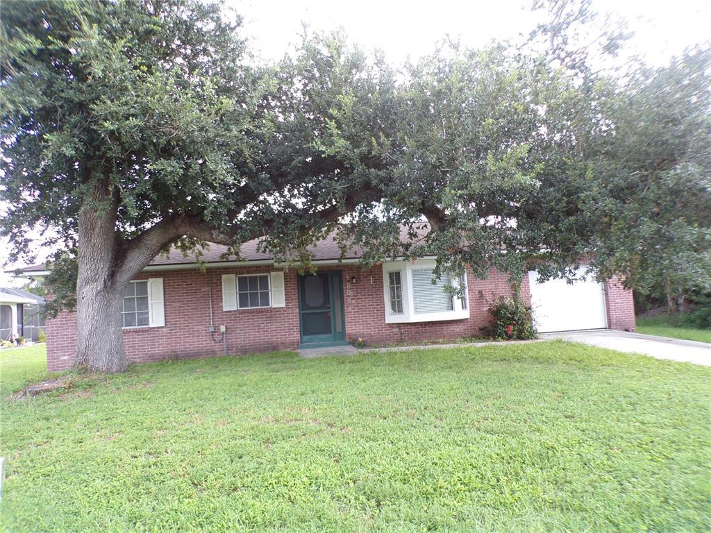 Foto principal - 18054 Ackerman Ave