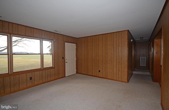 Building Photo - 12663 Lewistown Rd