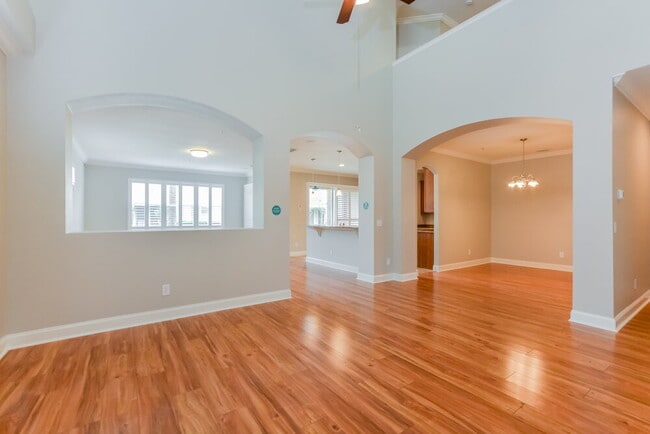 Foto del edificio - 1936 Durrand Ave