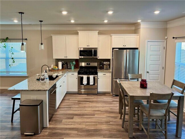 Foto del edificio - 2283 Buford Town Dr