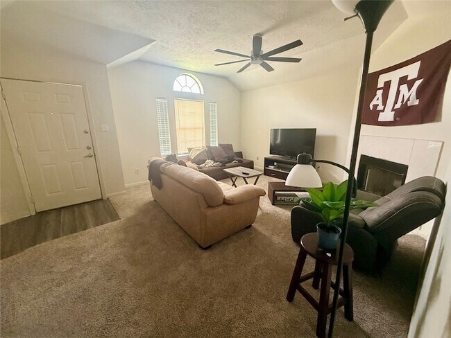 Foto del edificio - 826 Nimitz St