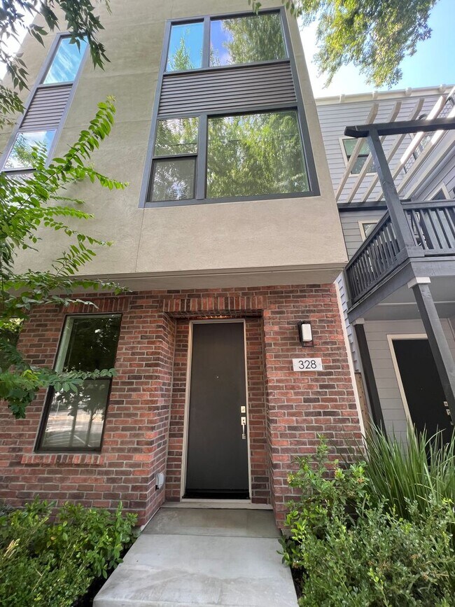 Foto del edificio - 2 bedroom | 2.5 bathrooms | Home in Alkali...