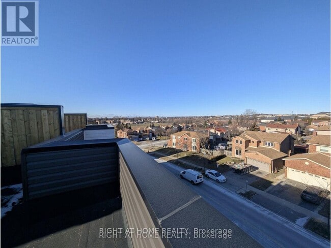 Building Photo - 188 Angus Dr