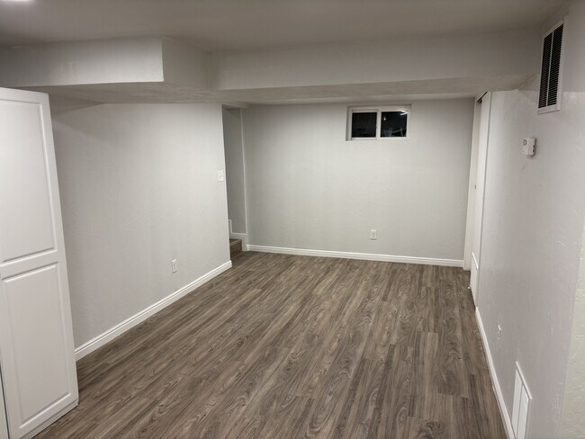 Foto del edificio - 2205 Quincy Ave
