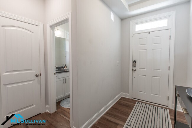 Foto del edificio - 245 Marbella Grove Ct