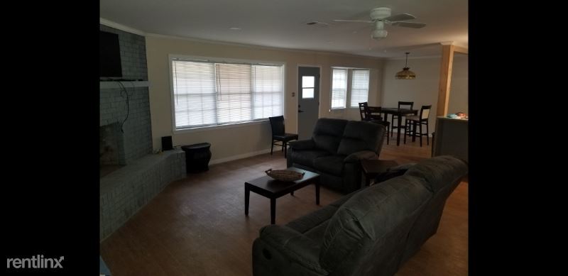 Foto del edificio - 5315 S Lakeshore Dr