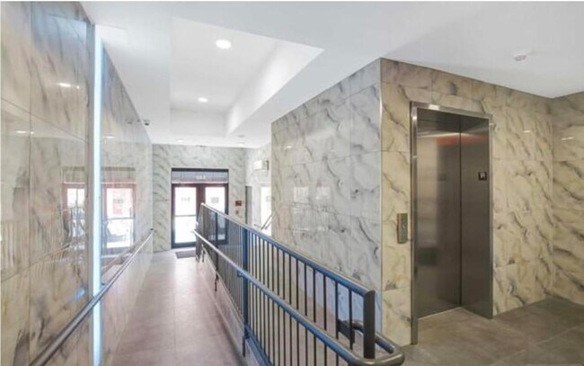 Foto del edificio - 545 39th St