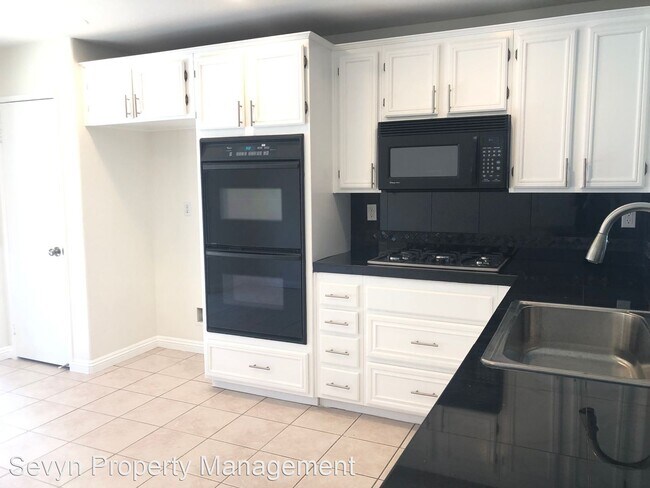 Foto del edificio - 3 br, 2 bath House - 3263 Blossom Dr