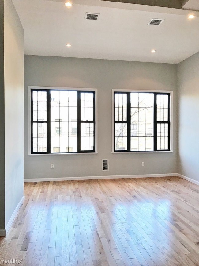 Building Photo - 1712 Dekalb Ave
