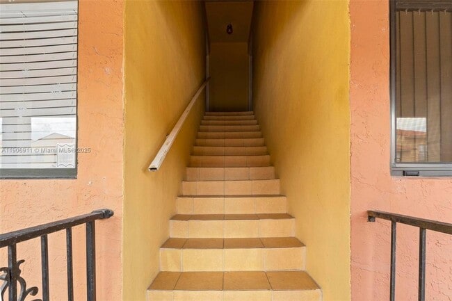 Photo - 2735 W 61st Pl Apartment