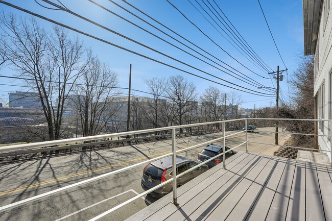 Building Photo - 65 Hackensack Plank Rd