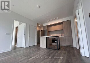 Building Photo - 130 River St