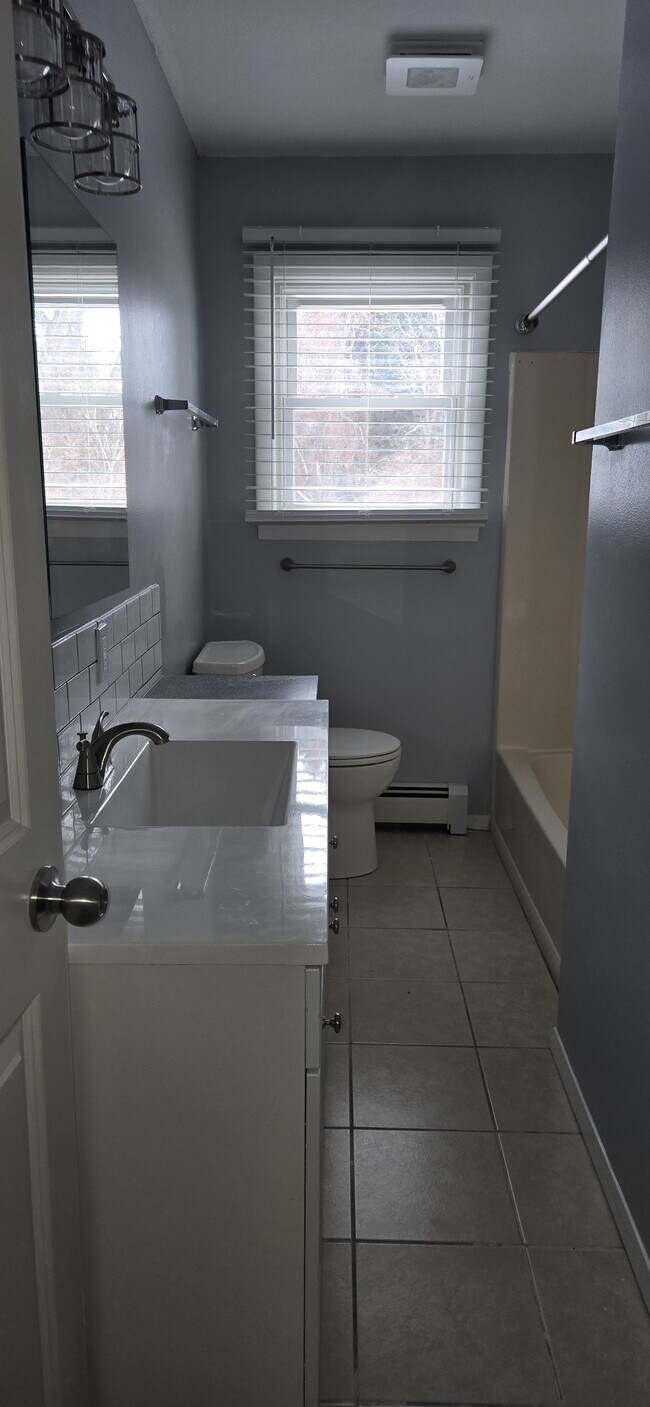 Foto del edificio - 14360 Leonard Rd