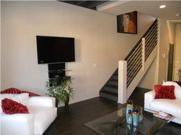 Building Photo - 302 Barristers Ct