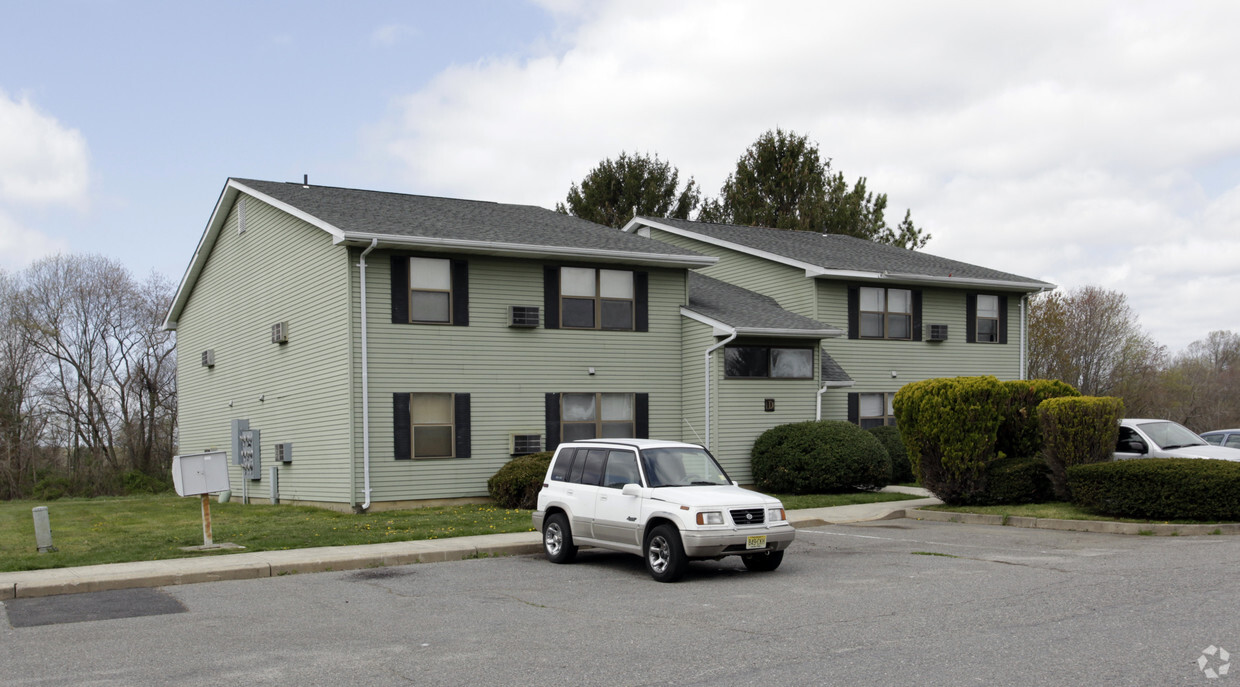 Primary Photo - Millstream North & South Apartments