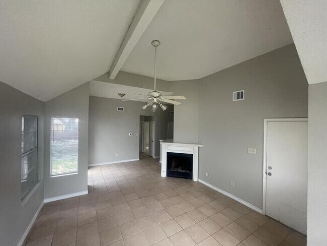 Foto del edificio - 11529 Springshire Dr