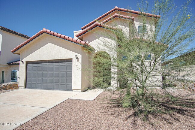 Foto del edificio - 7825 Enchanted View Dr