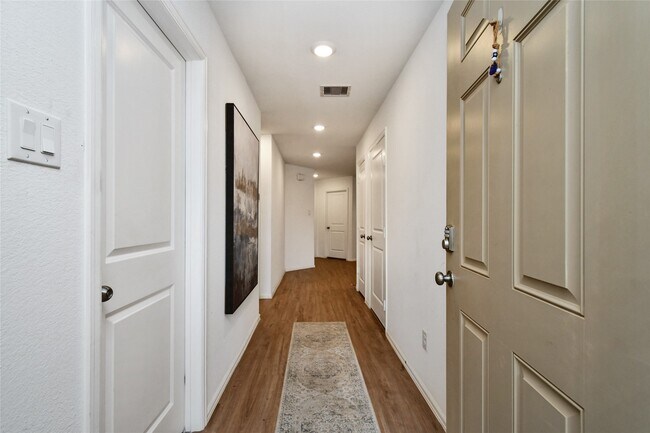 Foto del edificio - 27023 Breakaway Ln