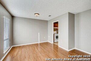 Foto del edificio - 12923 Parton Ln