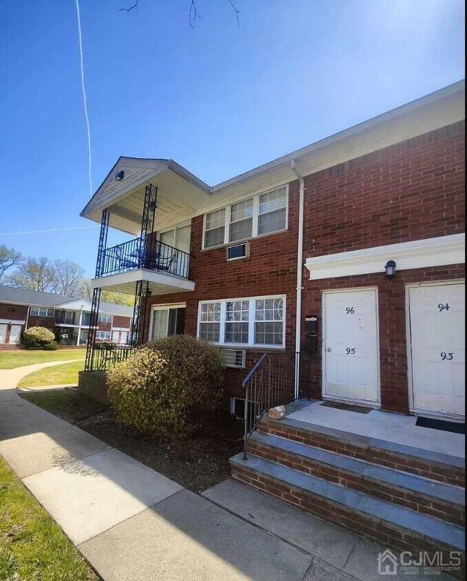 Primary Photo - 12 S Atlantic Ave