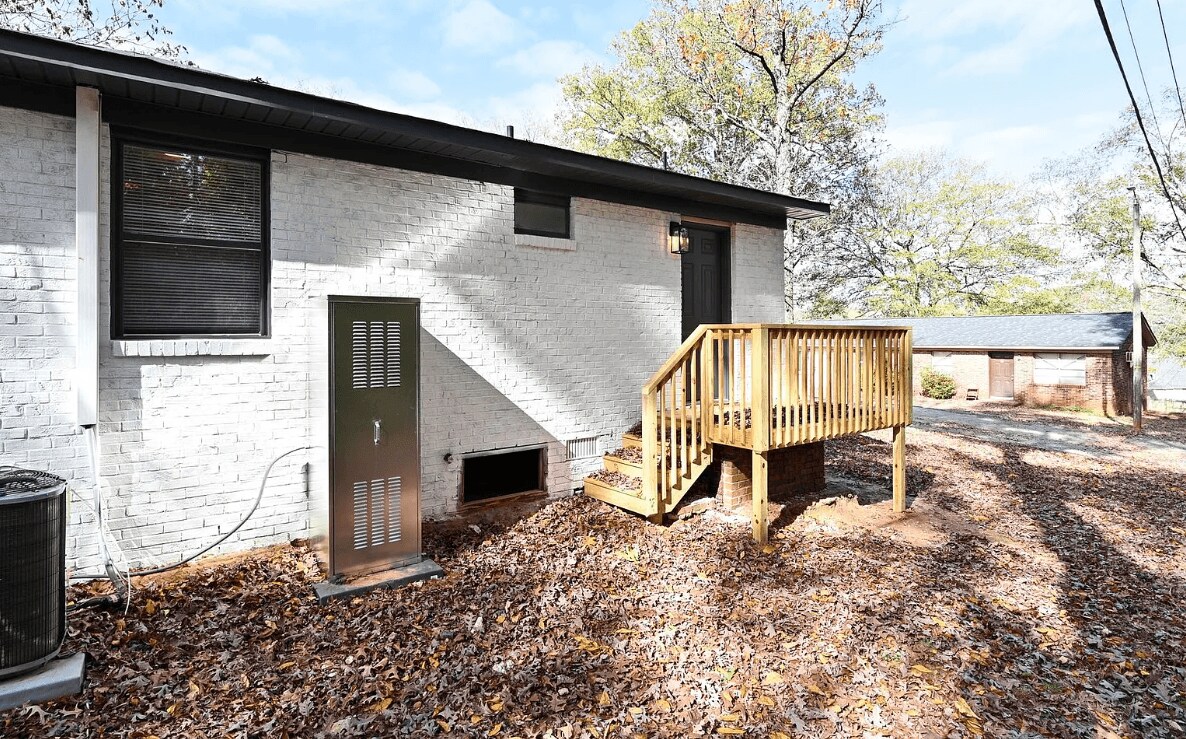 Foto del edificio - 405 Old Buncombe Rd