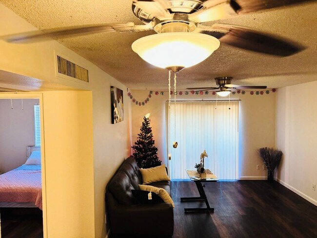 Foto del edificio - 4444 N 7th Ave