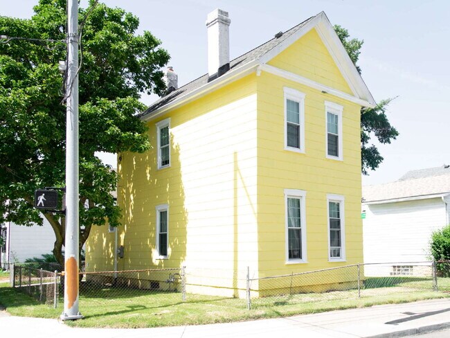 Foto del edificio - Student Housing Near the University of Dayton – Rent is $750 per bedroom (3 students), total leas...