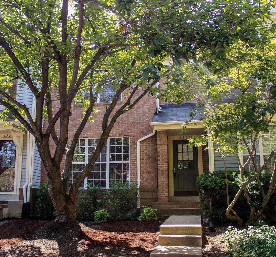6504 Medinah Ln, Alexandria, VA 22312 Townhome Rentals in Alexandria