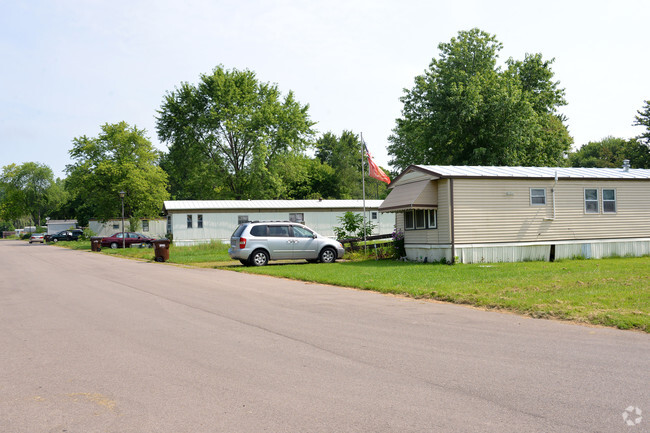 Building Photo - Westbrook Village